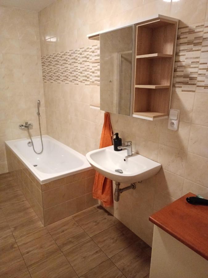 Apartman Stefanikova Zlín エクステリア 写真